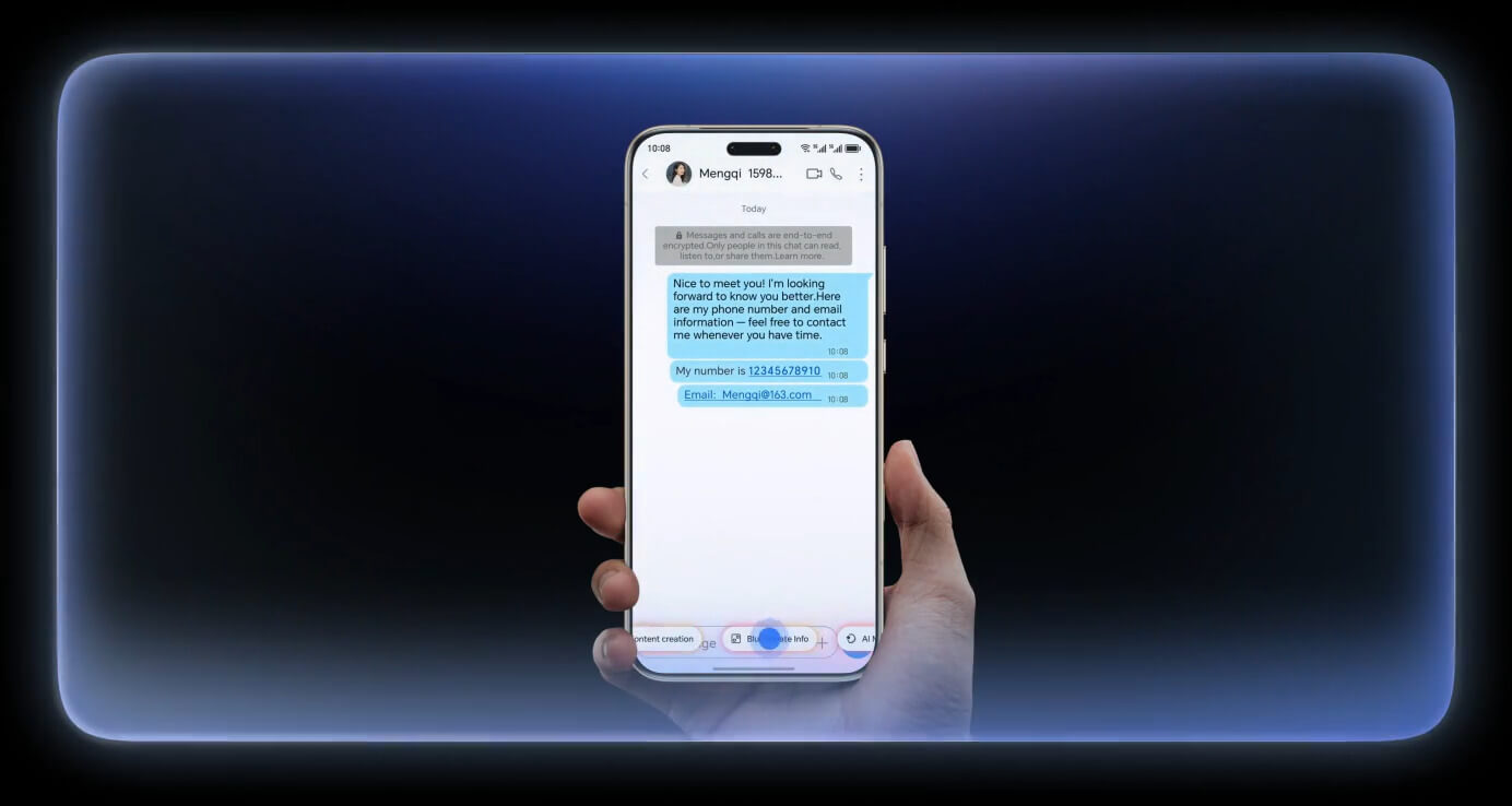 HONOR Magic8 Pro trzymany w dłoni z ekranem do rozmów